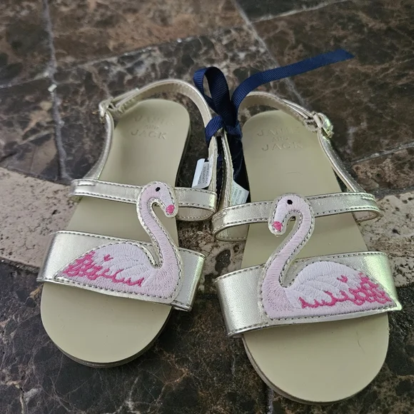 Janie and Jack pink and gold swan sandals Size 3 NWOT